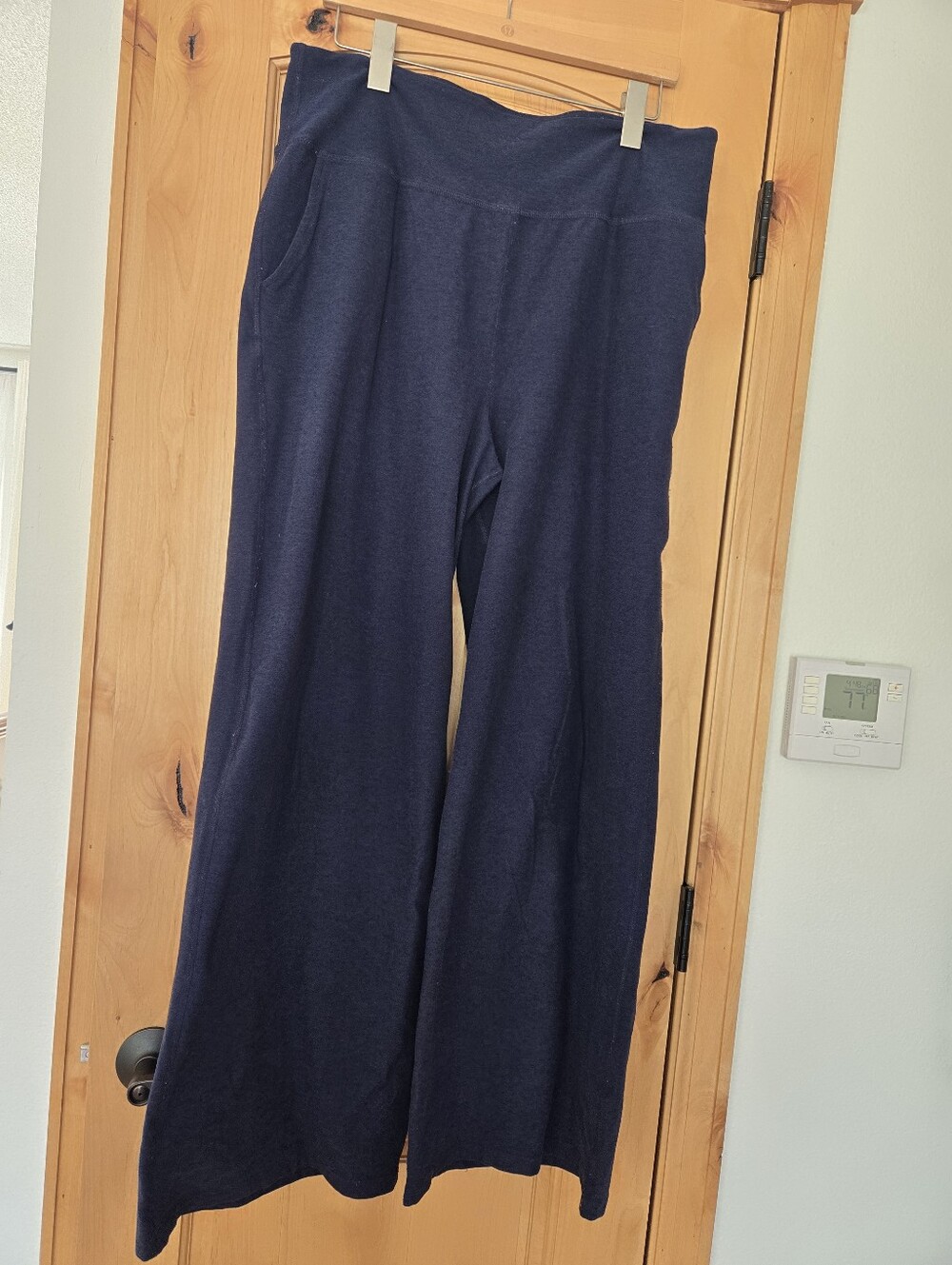 Beyond Yoga Wide-Leg Knit Pants w/ Pockets - Navy XL